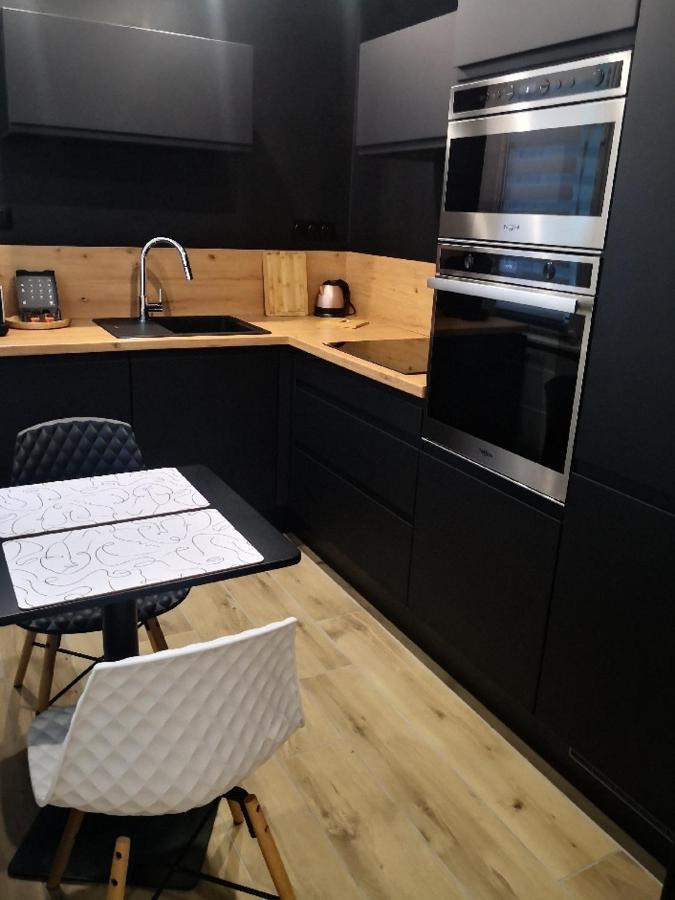 Studio Moderne, Place Parking Prive, Emplacement Ideal A 100 M Du Lac. Аннесі Екстер'єр фото